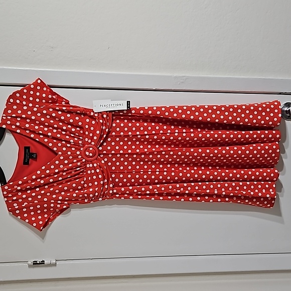 NWT Preceptions Red Polka Dot, size S - Picture 1 of 9
